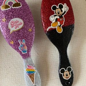 Glitter brushes